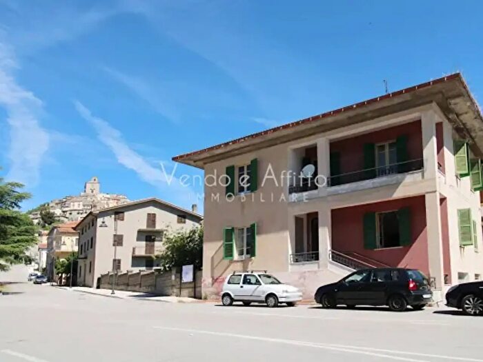 Casa con 6 locali in vendita in Carunchio