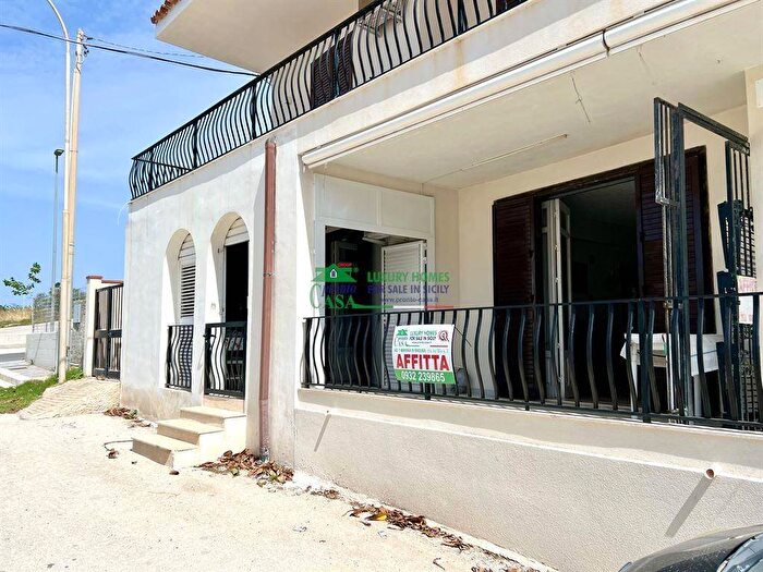 Appartamento bilocale in affitto in via eolie, Marina di Ragusa Centro, Ragusa