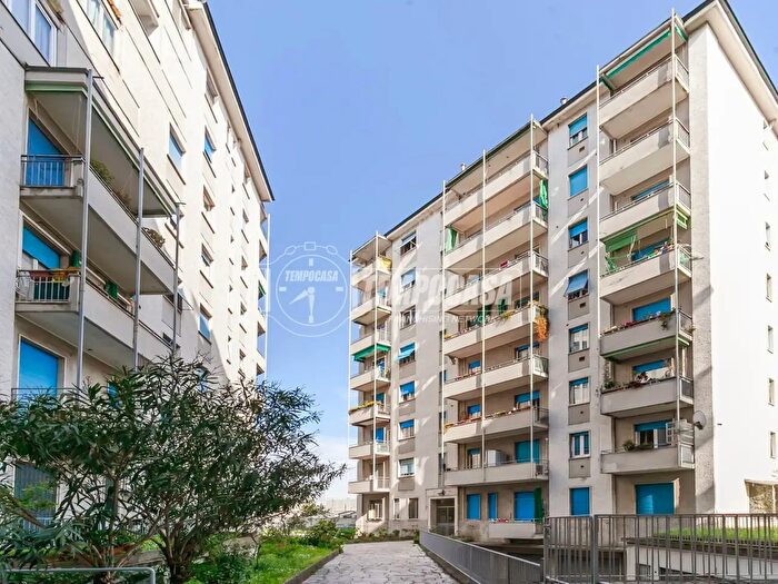 Appartamento bilocale in vendita in Viale delle Rimembranze di Greco, Milano