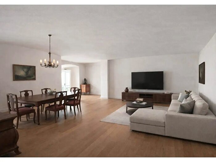Appartamento trilocale in vendita in Firenze