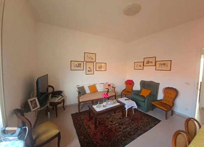 Appartamento trilocale in vendita in Via della Croce Rossa Anzio, Anzio