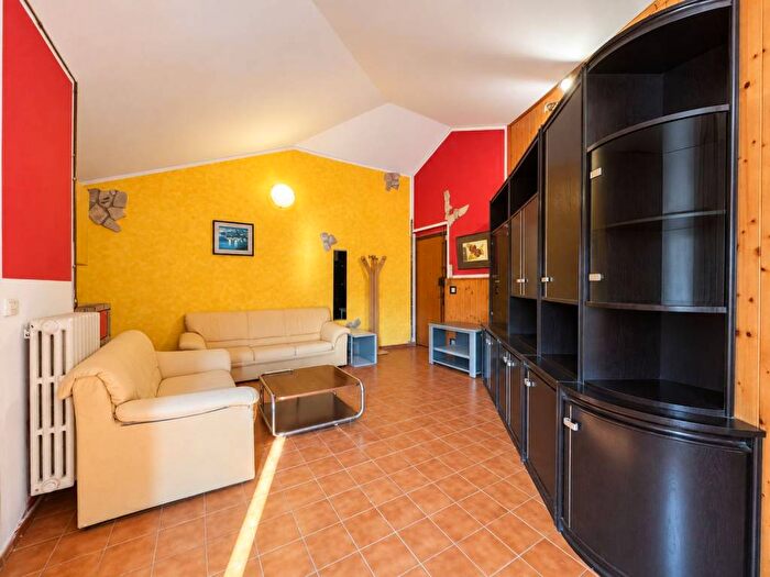 Casa quadrilocale in affitto in Via Torino, Centro, Canale