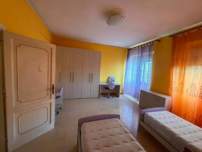 Appartamento quadrilocale in vendita in Siena
