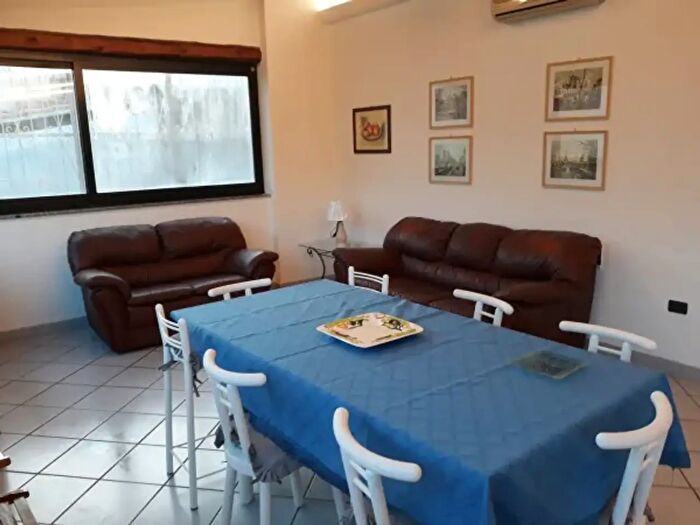 Casa con 6 locali in affitto in Piazza Francesco Sutera, Marsala
