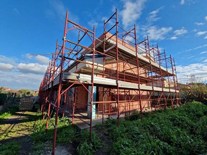 Casa con 5 locali in vendita in Via Romana Vecchia, Ciampino