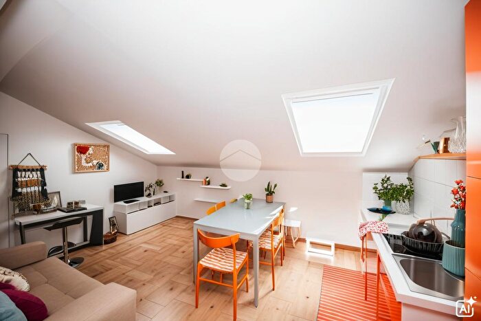 Appartamento bilocale in vendita in Via Arcangelo Corelli, Milano