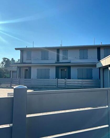 Casa con 5 locali in vendita in Via Fratelli Rosselli, Reggio Emilia