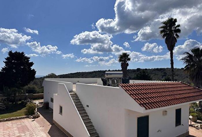 Casa con 5 locali in vendita in Strada Comunale Pesco Lo Marre Catrile, Corsano