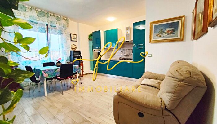 Appartamento quadrilocale in vendita in Rosignano Marittimo