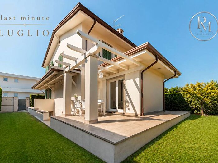 Casa con 6 locali in affitto in Centro, Forte dei Marmi