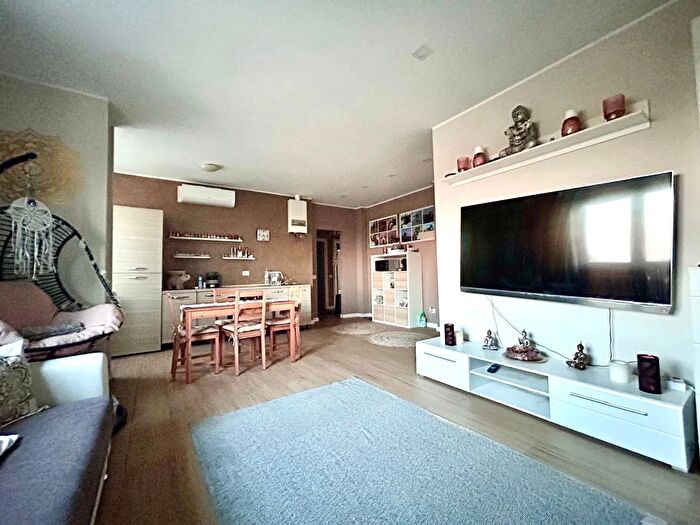 Appartamento bilocale in vendita in Via Togliatti, Rozzano