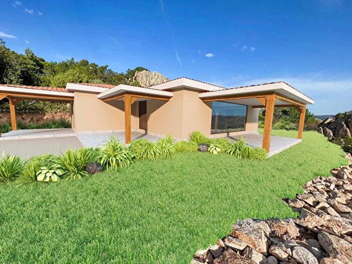 Casa quadrilocale in vendita in Padru