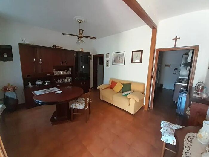 Casa con 6 locali in vendita in Vecchiano