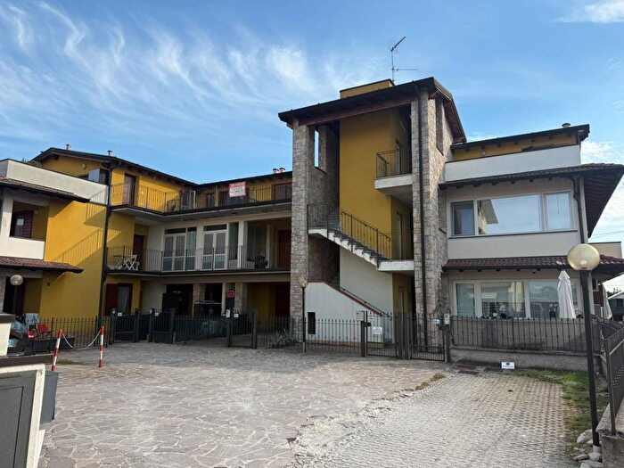 Appartamento bilocale in affitto in Via Ghedi, Terminoni, Montichiari