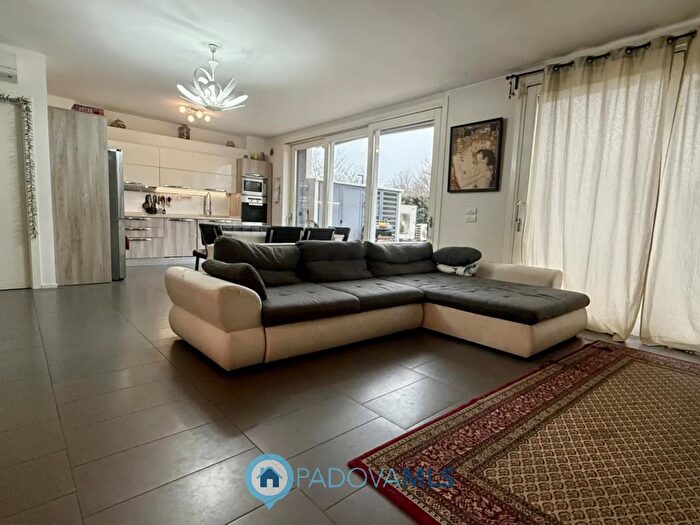 Casa con 5 locali in vendita in Via degli Artisti, Padova