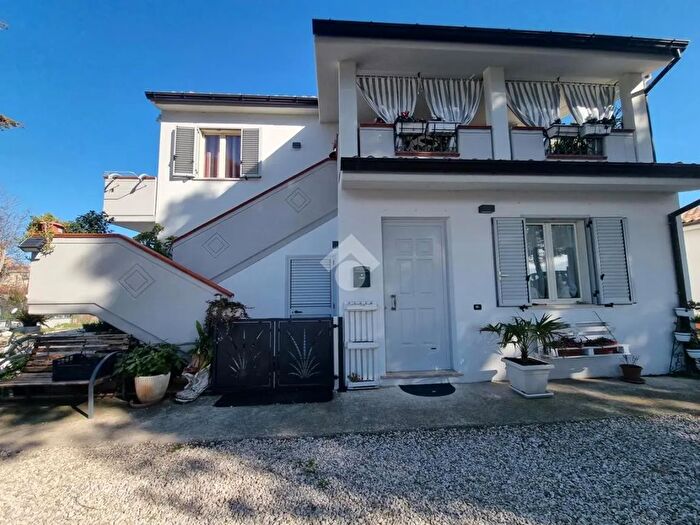 Appartamento quadrilocale in vendita in Via Madonna degli Angeli, Castellalto