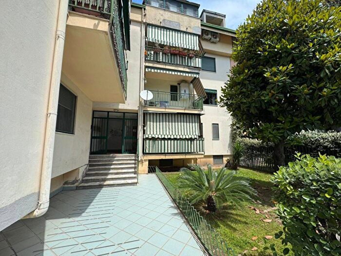 Casa quadrilocale in affitto in Via Antica Giardini, Giardini Oasi Sacro Cuore, Giugliano in Campania