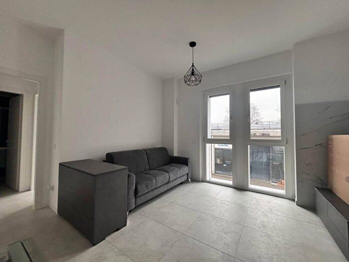 Appartamento bilocale in affitto in Via Costantino Baroni, Gratosoglio, Milano