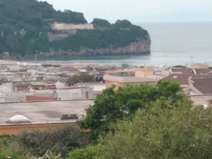 Appartamento trilocale in affitto in Via degli Olmi, Gaeta