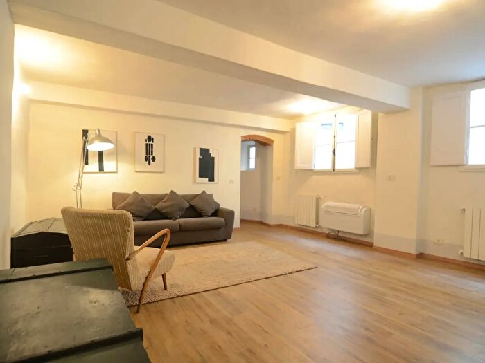 Appartamento monolocale in affitto in Via dello Sprone, Firenze
