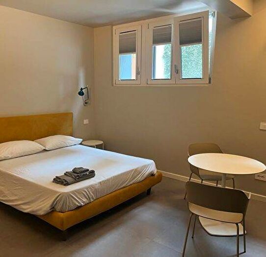 Appartamento con 6 locali in affitto in Via Gian Francesco Pizzi, Ripamonti Fondazione Prada, Milano