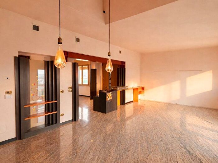 Casa con 6 locali in affitto in Via Sebastiano Caboto, Centro, Arzignano