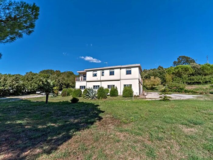 Casa con 10 locali in vendita in Località La Colombaia, Castelnuovo di Val di Cecina
