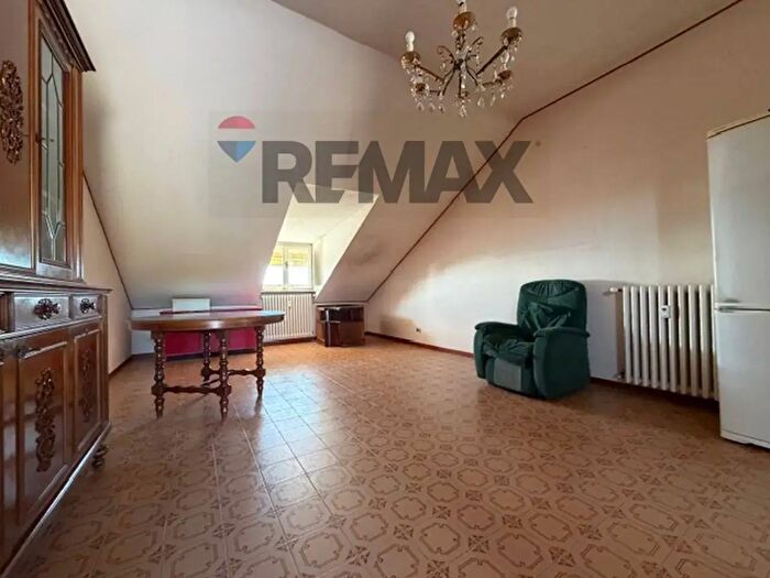 Appartamento quadrilocale in vendita in Via Fusinato, Falconara Marittima