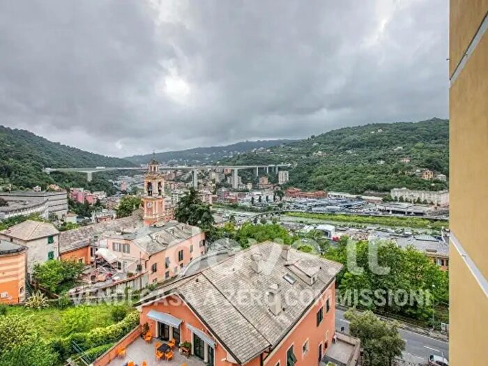 Appartamento trilocale in vendita in Via Mogadiscio e, Genova