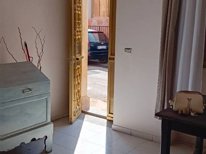 Appartamento trilocale in affitto in Canicattini Bagni