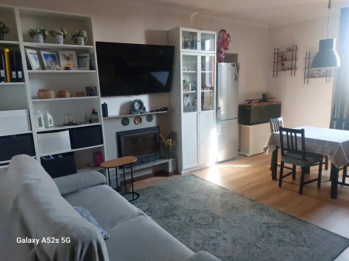 Appartamento trilocale in vendita in Via Alebbio, Como