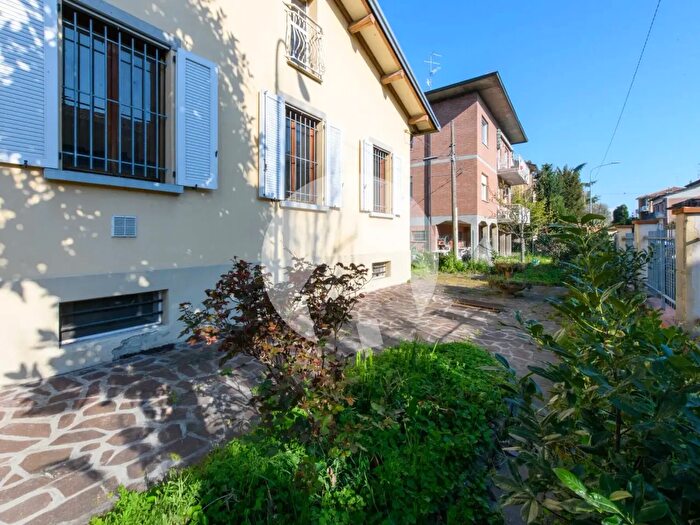 Case in Vendita e in Affitto - 3