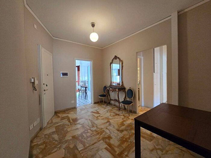 Appartamento con 6 locali in affitto in Via Gabriele Chiabrera, San Salvario Dante, Torino