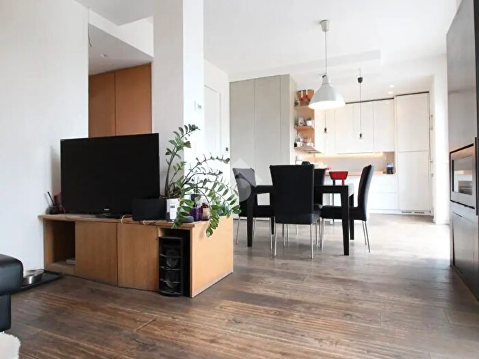 Appartamento quadrilocale in vendita in Via Giuseppe Giusti, Rimini