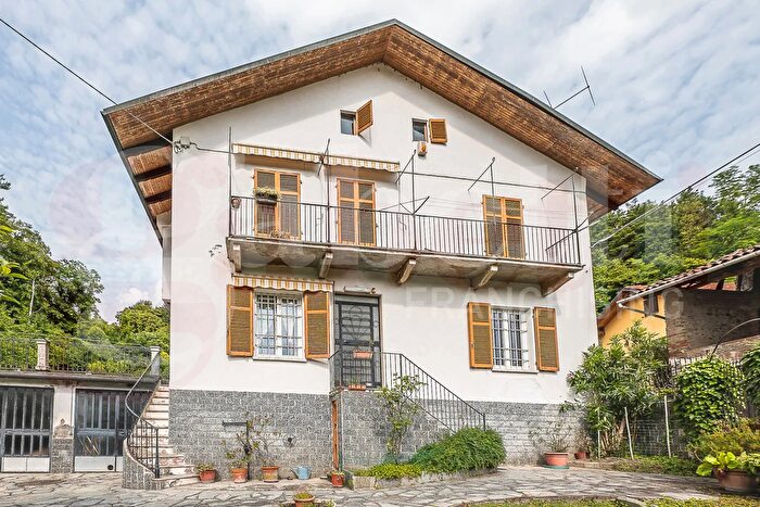 Casa con 7 locali in vendita in Strada Tetti Spinello, Baldissero Torinese