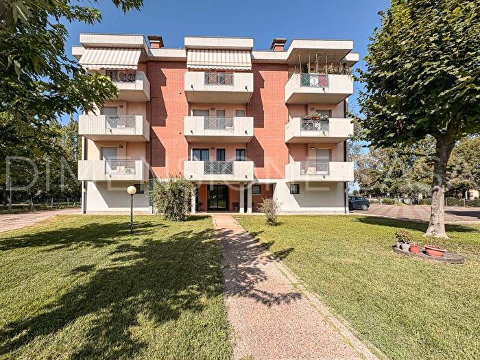 Appartamento trilocale in affitto in Centro, San Prospero