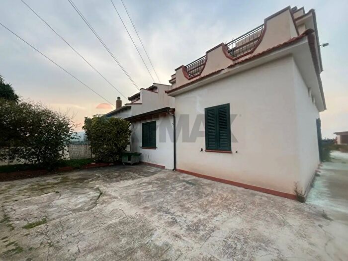 Casa con 7 locali in vendita in Cda Salme Sn, Termini Imerese
