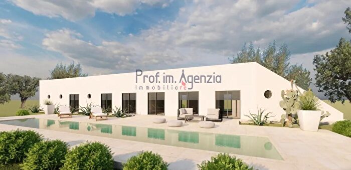 Casa con 5 locali in vendita in Carovigno