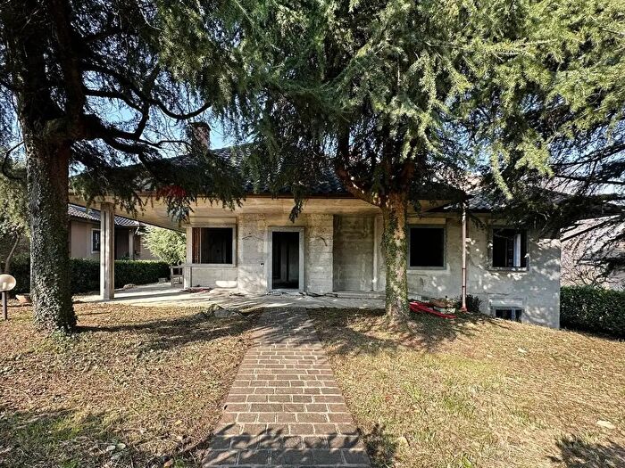 Casa quadrilocale in vendita in Briosco