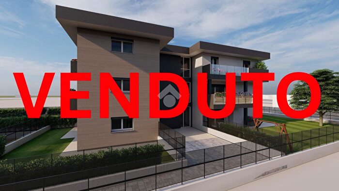 Appartamento bilocale in vendita in Via Marche, Lainate