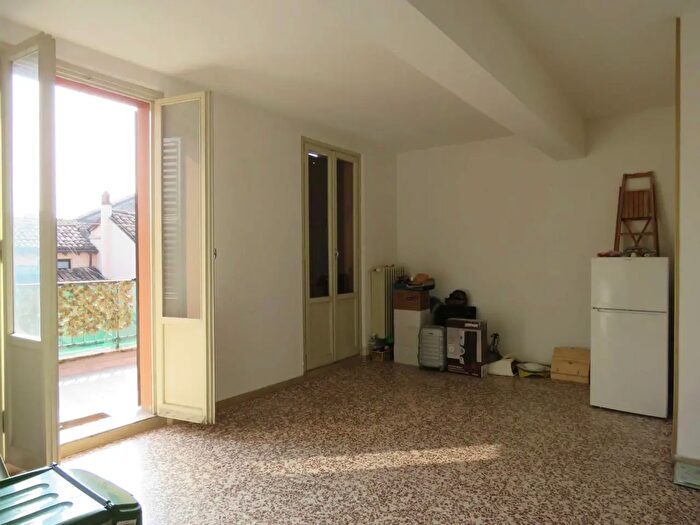 Appartamento con 6 locali in vendita in Modena