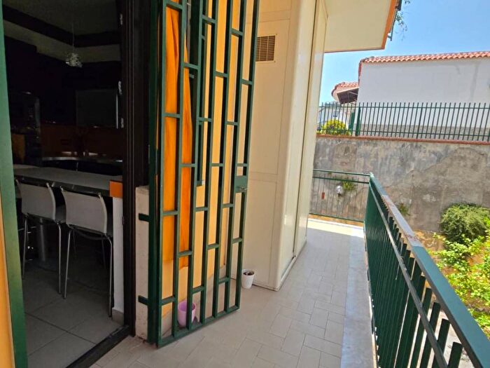 Appartamento trilocale in affitto in Via Pisciarelli, Bagnoli, Napoli