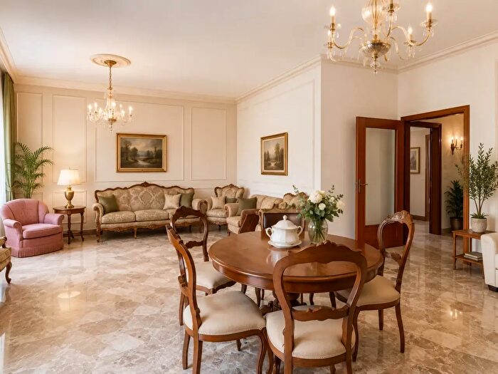 Appartamento con 5 locali in vendita in Via Cataldo Antonio Mannarino, Lecce