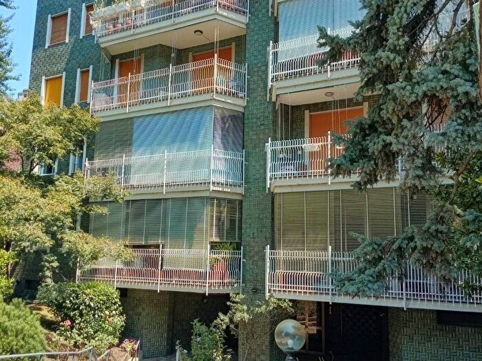 Appartamento bilocale in affitto in Via Val di Sole, Vigentino Fatima, Milano