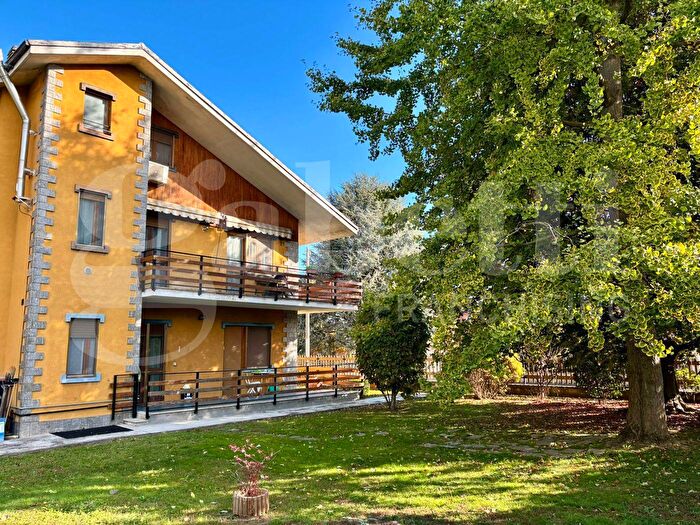 Appartamento con 5 locali in vendita in Via Volvera, Rivalta Di Torino