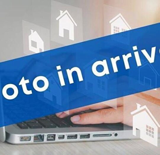 Casa con 6 locali in vendita in Reggio Emilia