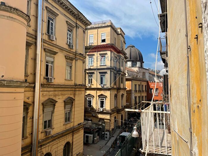 Appartamento bilocale in affitto in Napoli