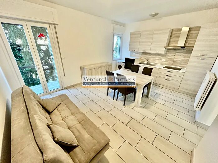 Appartamento con 5 locali in vendita in Via Bergamo, Desenzano Del Garda