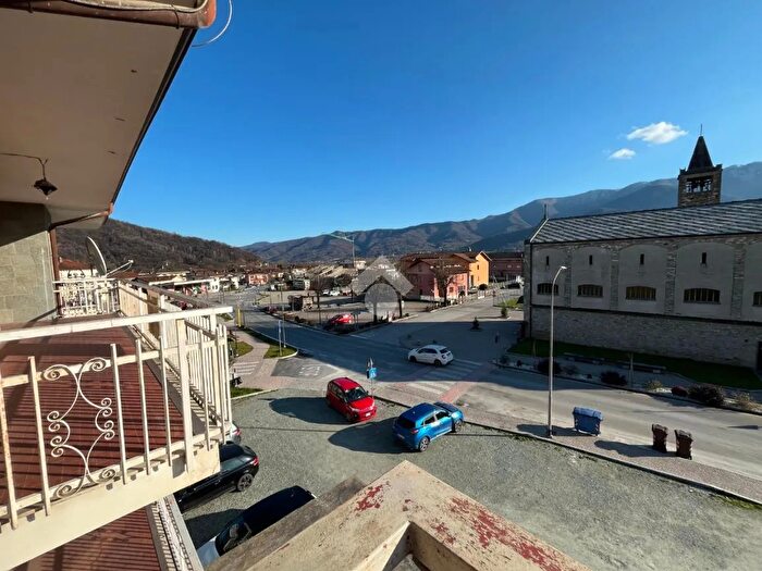 Appartamento quadrilocale in vendita in Via Provinciale Nuova, Rifreddo