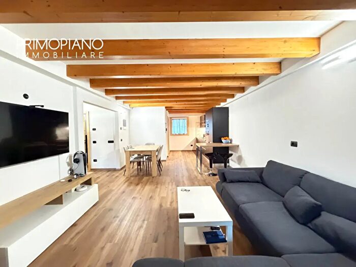 Appartamento trilocale in vendita in Piazza Giuseppe Garibaldi, Male